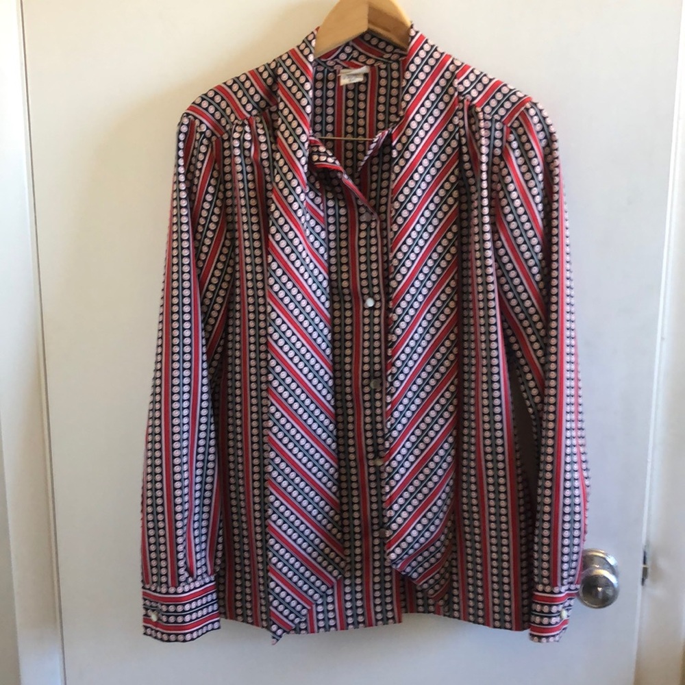 Vintage JCPenney Fashions Fun Pattern Button Down Blouse
